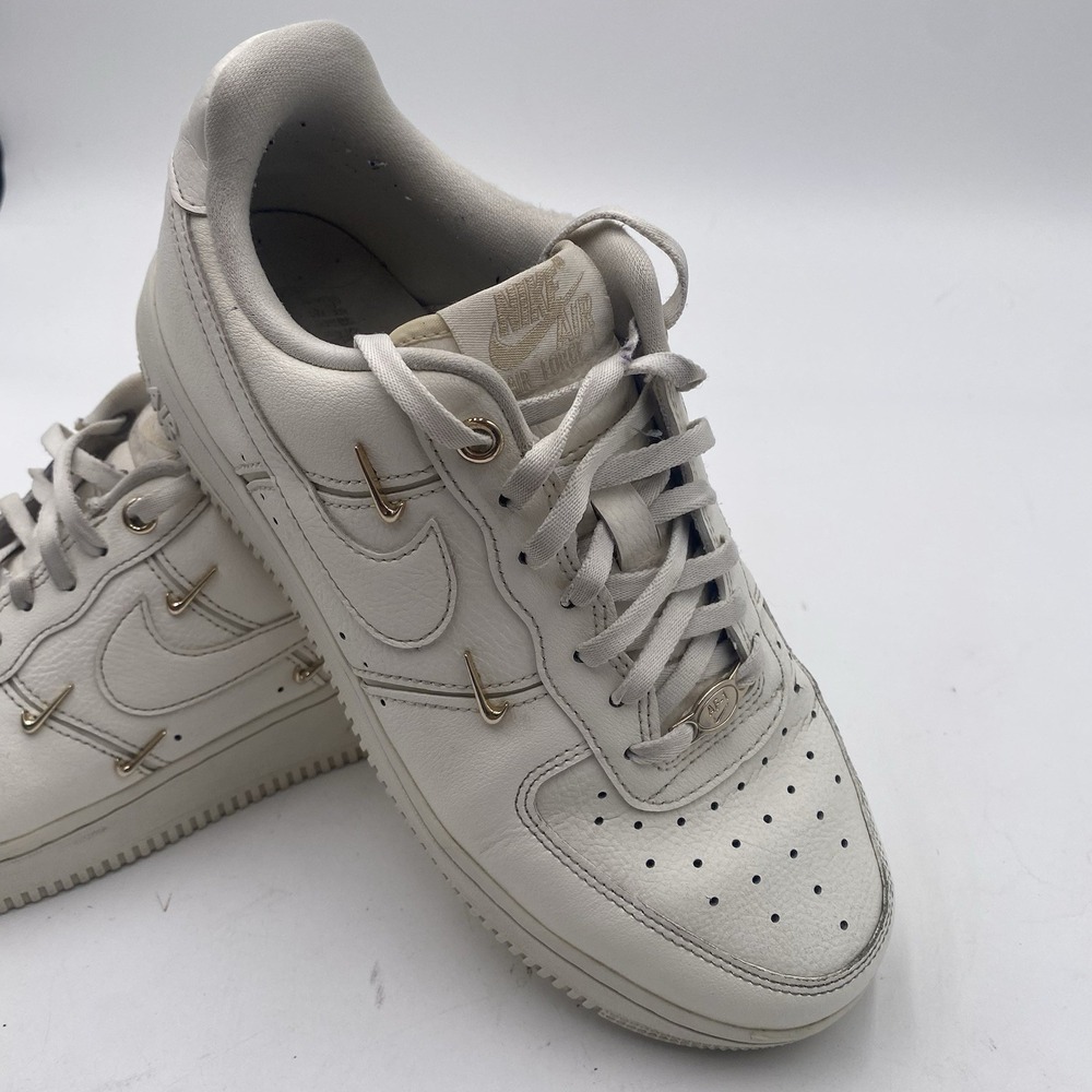 Nike Air Force 1 '07 Lx Sail FV3654-111 Shoes WOMENS Size 7.5 Triple White